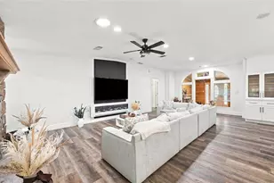 16111 Sunflower Trail, Orlando, FL 32828 - Photo 3