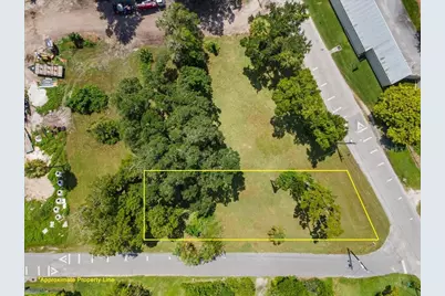 919 Tomoka Rd, Daytona Beach, FL 32117 - Photo 1
