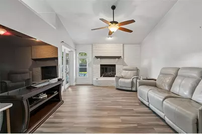 7610 Heathfield Court, Orlando, FL 32835 - Photo 7