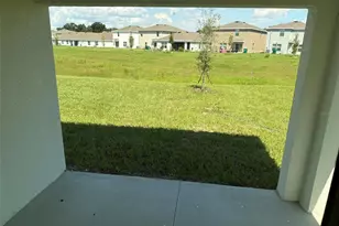 8665 Barragan Dr, Wildwood, FL 34785 - Photo 17