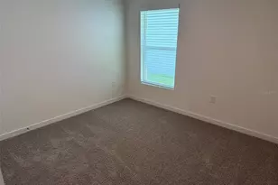 8665 Barragan Dr, Wildwood, FL 34785 - Photo 13