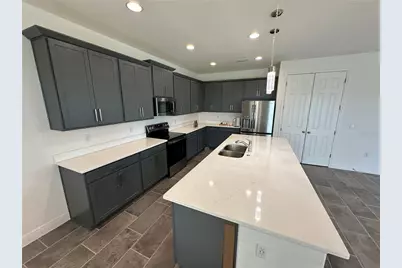 484 Shadow Gorge Way, Eustis, FL 32736 - Photo 7