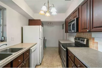 2695 S East Avenue, Sarasota, FL 34239 - Photo 5