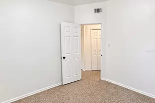 1605 Dauphin Ln, Orlando, FL 32803 - Photo 9