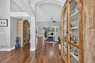 25013 Derby Dr, Sorrento, FL 32776 - Photo 5