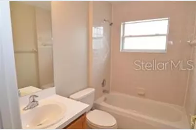 8008 Aspencrest Court, Orlando, FL 32835 - Photo 5