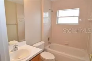 8008 Aspencrest Ct, Orlando, FL 32835 - Photo 5