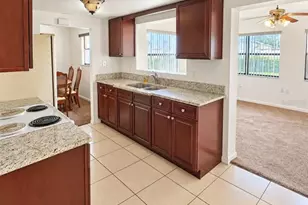 4068 Castlegate Dr, Orlando, FL 32839 - Photo 7