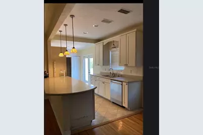 601 34th Avenue NE, Saint Petersburg, FL 33704 - Photo 3