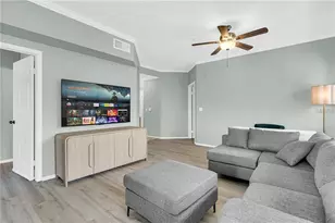 2632 Robert Trent Jones Dr, Orlando, FL 32835 - Photo 9