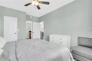 2632 Robert Trent Jones Dr, Orlando, FL 32835 - Photo 11