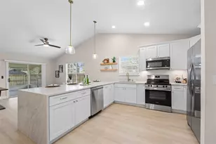 6572 Abercrombie Ct, Orlando, FL 32835 - Photo 11