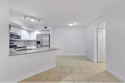4540 Commander Drive #2218, Orlando, FL 32822 - Photo 5