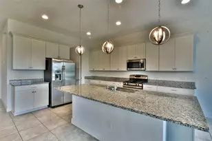9152 Olmo Ct, Davenport, FL 33897 - Photo 3