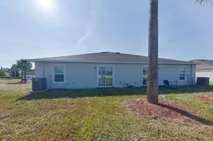 18328 Gibraltar Ln, Lehigh Acres, FL 33936 - Photo 17