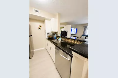 429 Fountainhead Circle #121, Kissimmee, FL 34741 - Photo 11