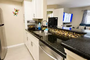 429 Fountainhead Cir, Kissimmee, FL 34741 - Photo 11