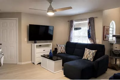 429 Fountainhead Circle #121, Kissimmee, FL 34741 - Photo 5