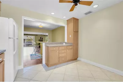 4224 Lake Underhill Road #8B8, Orlando, FL 32803 - Photo 11