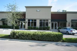 740 Stirling Center Pl, Lake Mary, FL 32746 - Photo 1