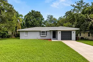 808 N 7th St, Haines City, FL 33844 - Photo 1