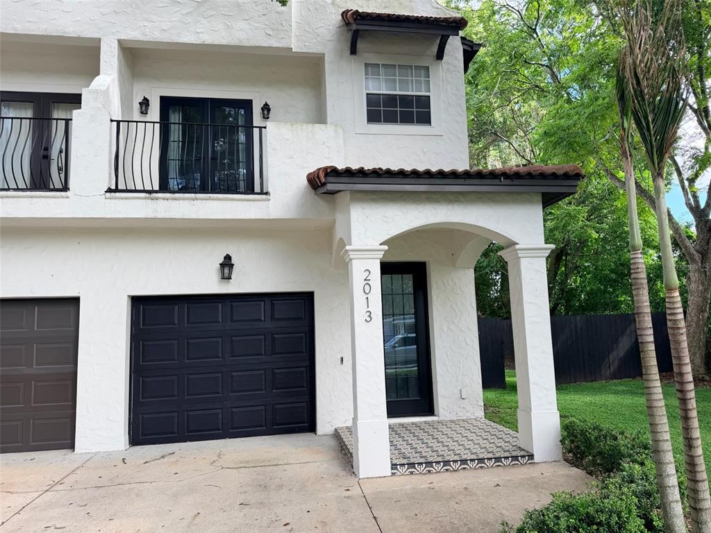 2013 E Esther St - 2013 E Esther St, Orlando, FL 32806 Luxury Property | Jose Angel Pina