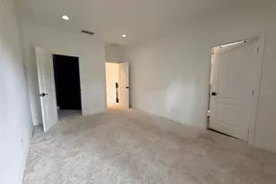 2013 E Esther St, Orlando, FL 32806 - Photo 11