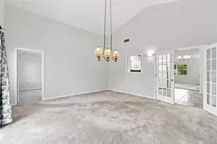 863 Wisteria Pl, Tavares, FL 32778 - Photo 13