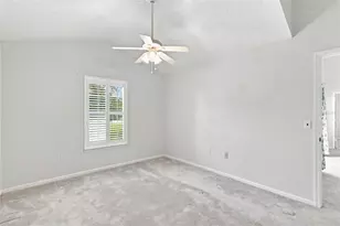 863 Wisteria Pl, Tavares, FL 32778 - Photo 29