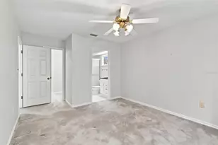 863 Wisteria Pl, Tavares, FL 32778 - Photo 19