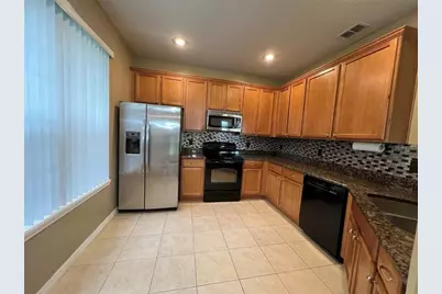 562 Climbing Ivy Court #B, Apopka, FL 32712 - Photo 9