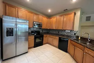 562 Climbing Ivy Ct, Apopka, FL 32712 - Photo 7