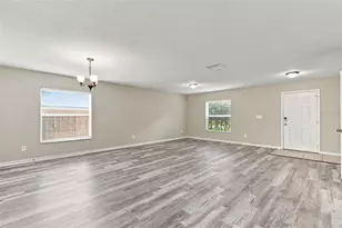 5123 Cello Wood Ln, Wesley Chapel, FL 33543 - Photo 7