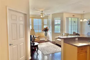 612 Terrace Ridge Cir, Davenport, FL 33896 - Photo 3