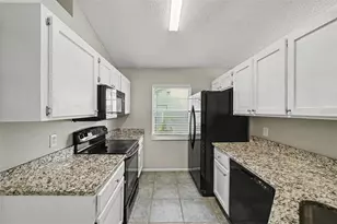 1533 Cypress Woods Cir, Saint Cloud, FL 34772 - Photo 3