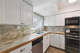 4001 Saxon Dr, New Smyrna Beach, FL 32169 - Photo 15