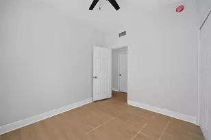 1606 Foxbower Rd, Orlando, FL 32825 - Photo 15