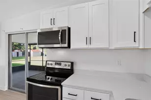 1606 Foxbower Rd, Orlando, FL 32825 - Photo 9