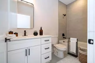 4818 Andrus Ave, Orlando, FL 32804 - Photo 15
