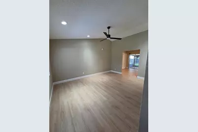 3334 Sassafras Court, Orlando, FL 32810 - Photo 3