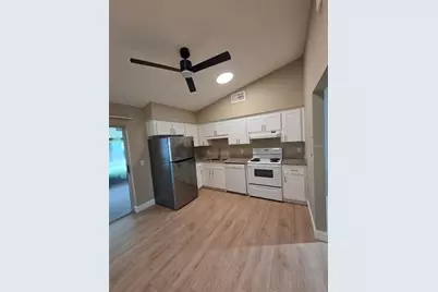 3334 Sassafras Court, Orlando, FL 32810 - Photo 3