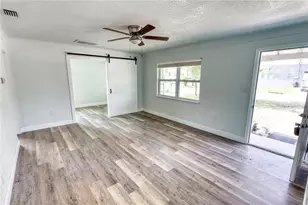 116 44th St S, Saint Petersburg, FL 33711 - Photo 11