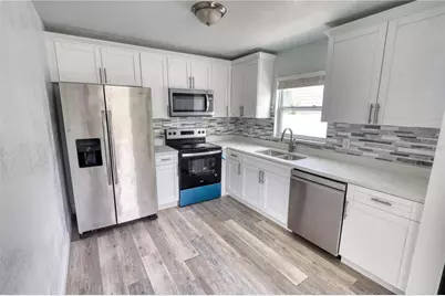 116 44th Street S, Saint Petersburg, FL 33711 - Photo 3