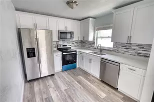 116 44th St S, Saint Petersburg, FL 33711 - Photo 3