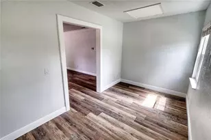116 44th St S, Saint Petersburg, FL 33711 - Photo 17