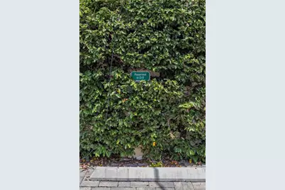 613 E Ridgewood Street #5, Orlando, FL 32803 - Photo 3