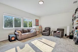 704 Fox Edge Ct, Oviedo, FL 32765 - Photo 39