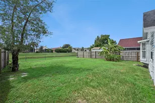 9816 Surrey Ridge Rd, Orlando, FL 32825 - Photo 21