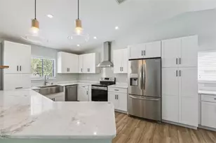 1004 Vineyard Ct, Dunedin, FL 34698 - Photo 17