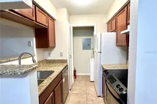 224 Afton Square, Altamonte Springs, FL 32714 - Photo 7